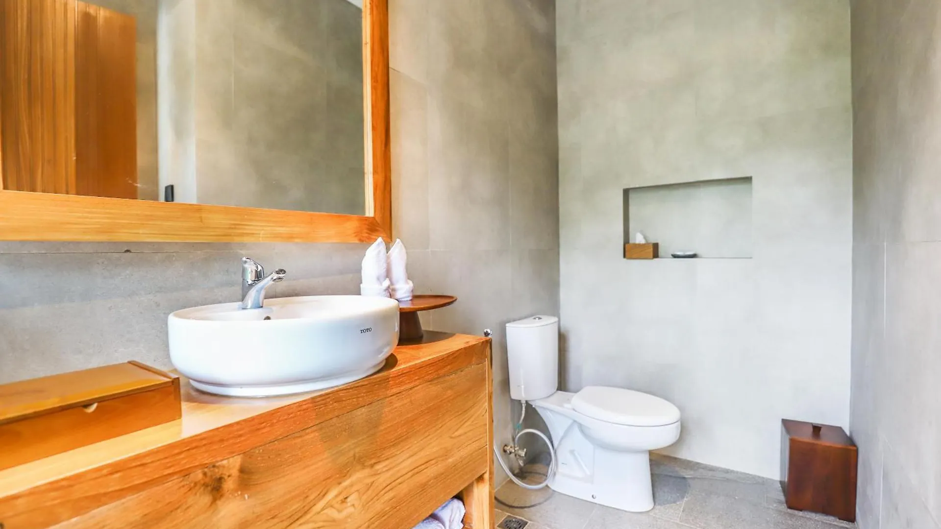 1Bdr Misty River1 - Construction Nearby And Disc أوبود